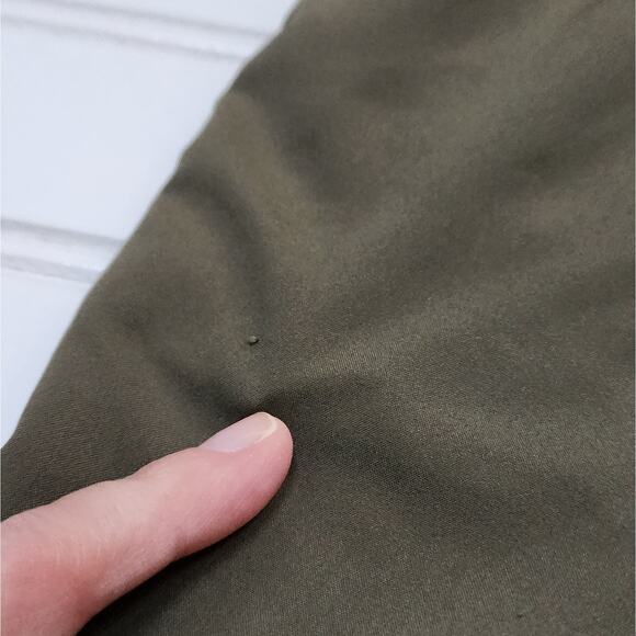 Nike Girls' Dri-Fit One Woven Training Pants - Picture 7 of 7